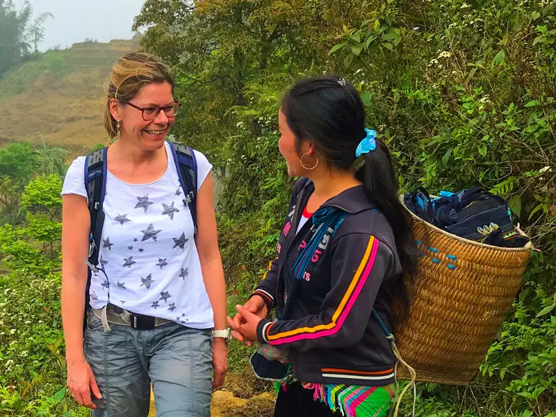 local contact vietnam