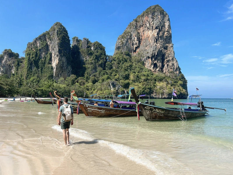 Thailand krabi bootjes zee