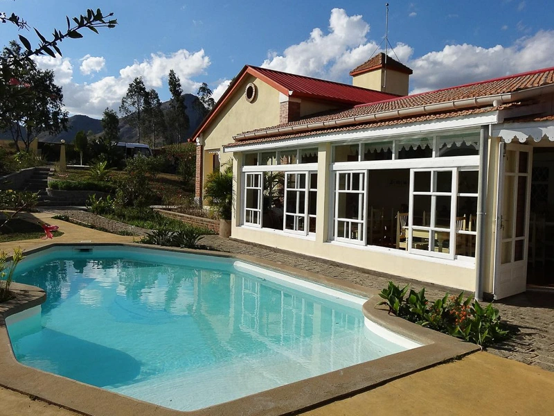 ambalavao standard hotel