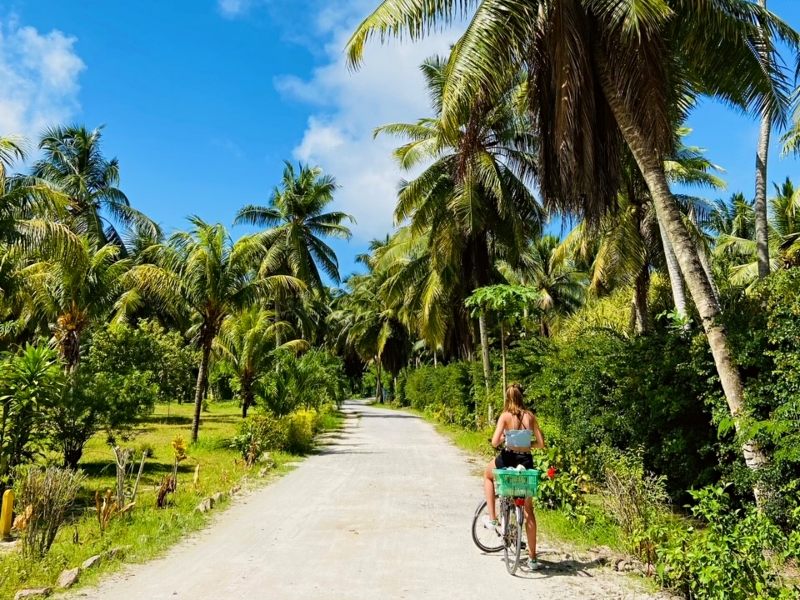 Relax! Bakken en trappen op La Digue