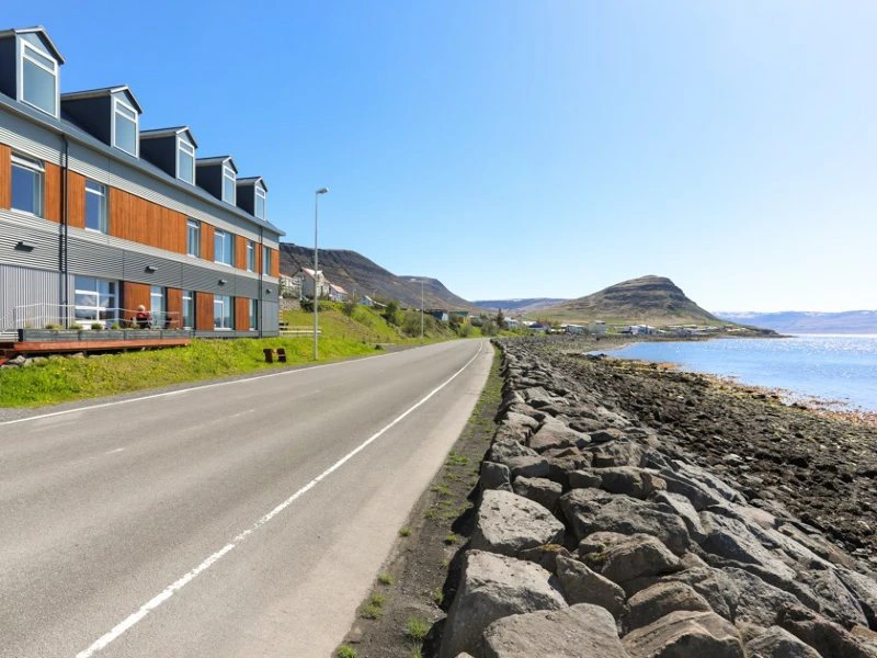 Uitzicht vanuit hotel west-Fjorden