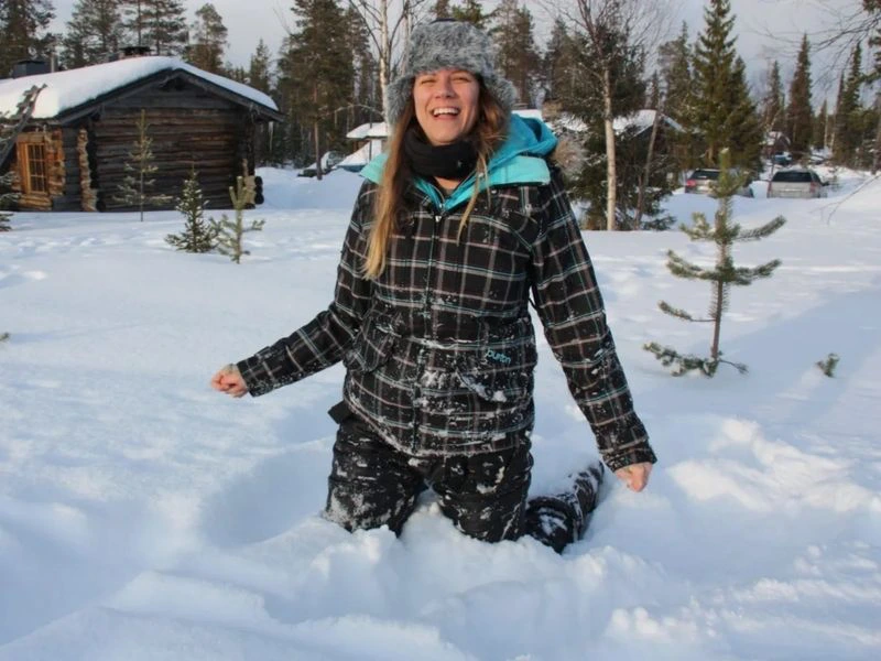 Reiziger in de sneeuw