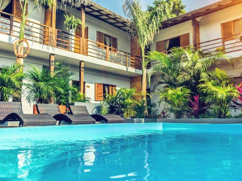 Palomino hotel zwembad