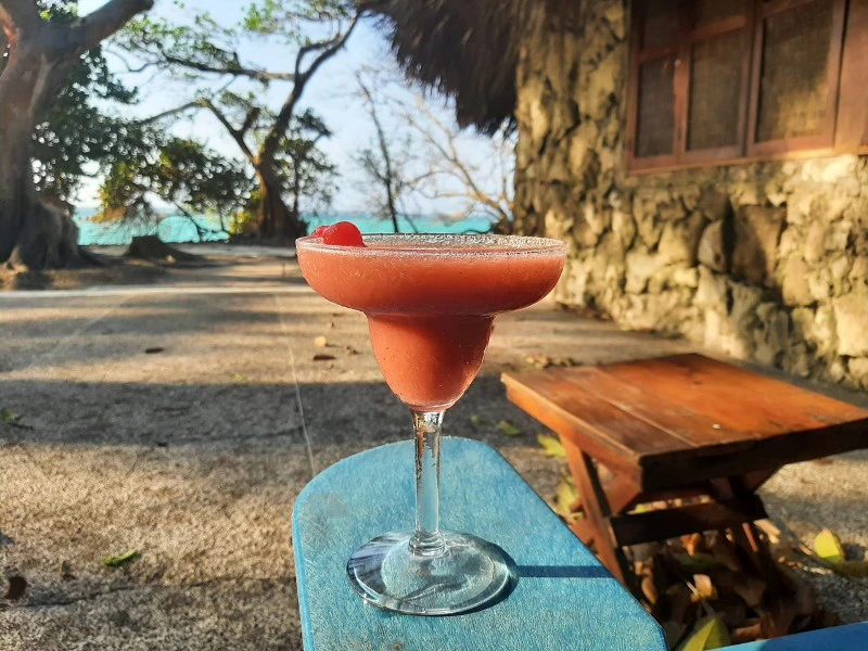 Colombia Isla Grande cocktail