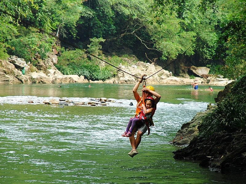 Colombia Rio Claro canopy