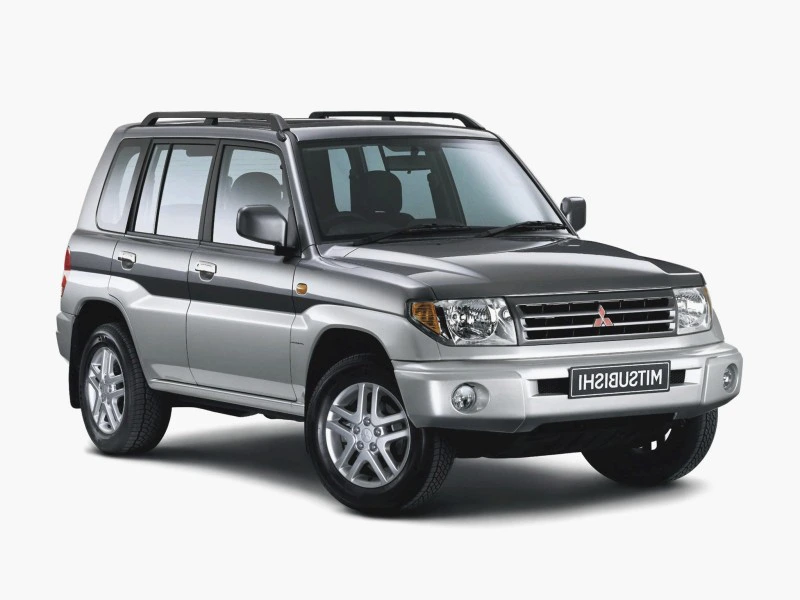 Mitsubishi Pajero IO auto