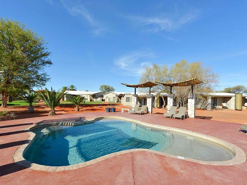 namibie-Kalahari-hotel3-zwembad-