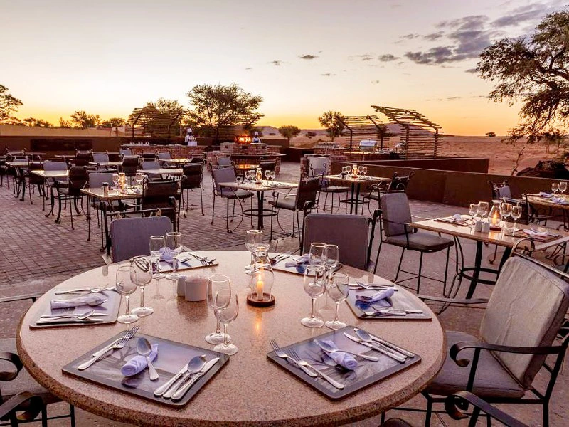 namibie-Sossuvlei-hotel3-restaurant-buiten