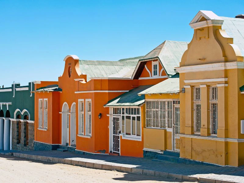 Namibië Luderitz gekleurde huisjes