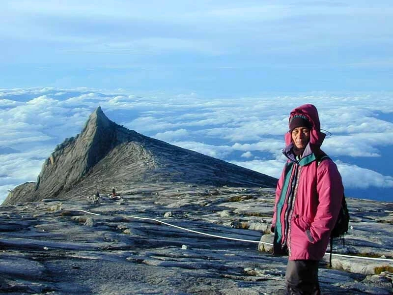 Hike Mount Kinabalu - Borneo