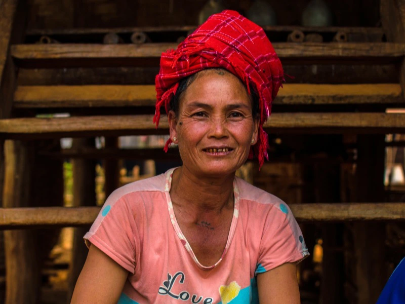 lokale vrouw in Myanmar
