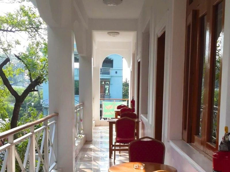 mandalay standard hotel