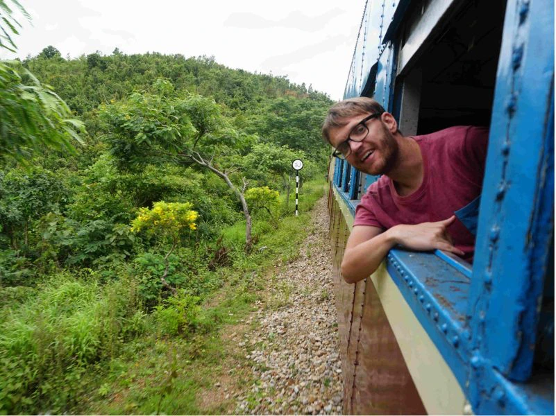 Trein reis in Myanmar