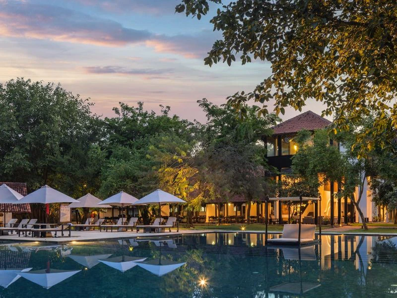 Hotel Sigiriya zwembad