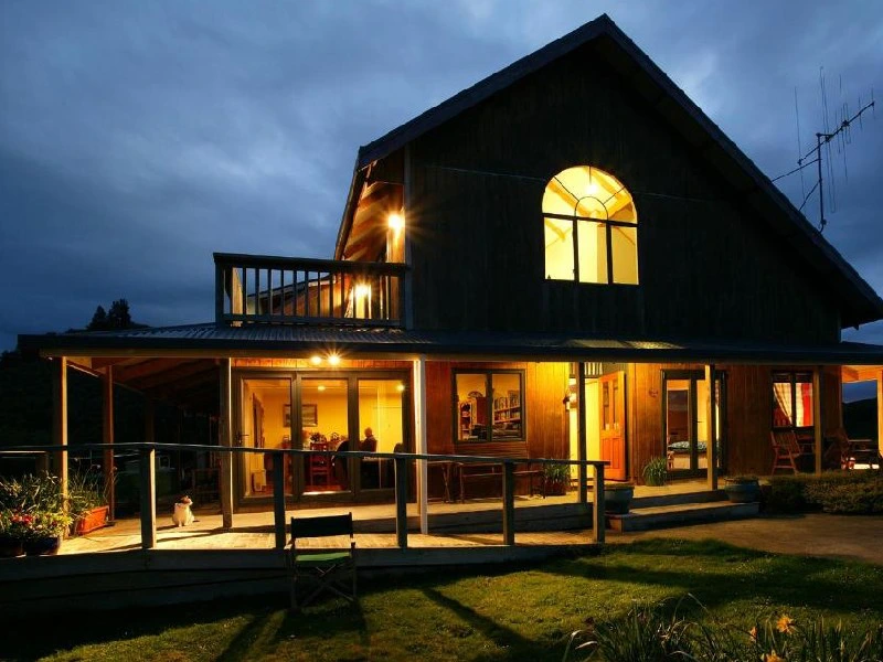 waitomo hotel