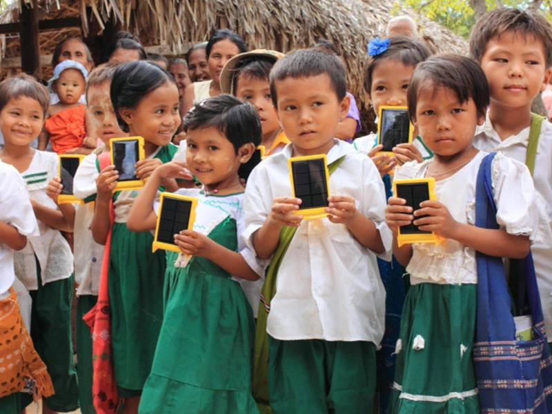 Nieuw-Zeeland lokale kinderen op school