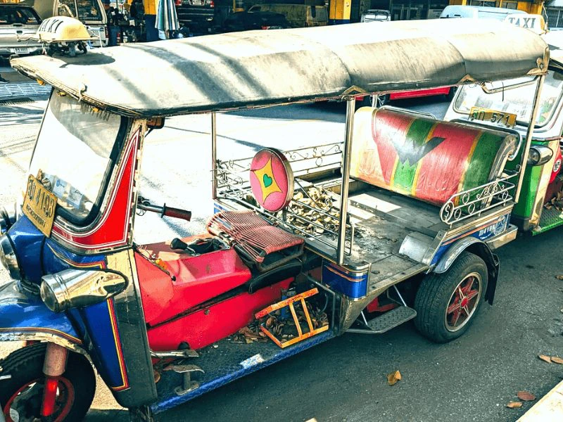Vervoersmiddelen Indonesië - tuktuk