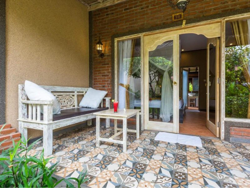 pemuteran hotel bali