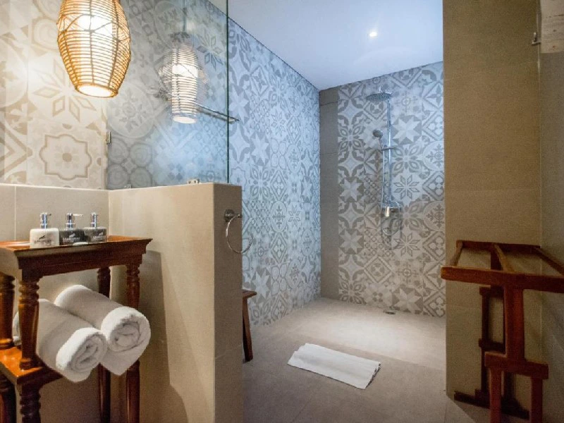 nusa lembongan hotel