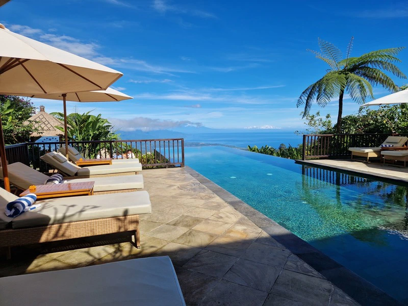 munduk hotel zwembad