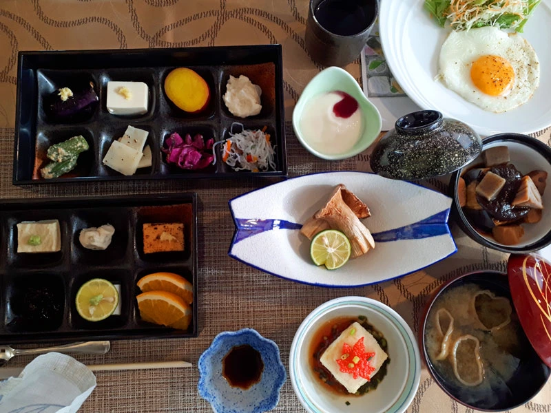 ryokan japan ontbijt
