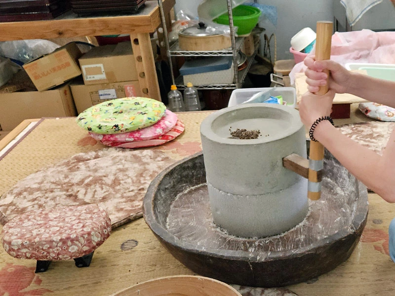 Soba bereiden in de Iya Vallei, Shikoko, Japan