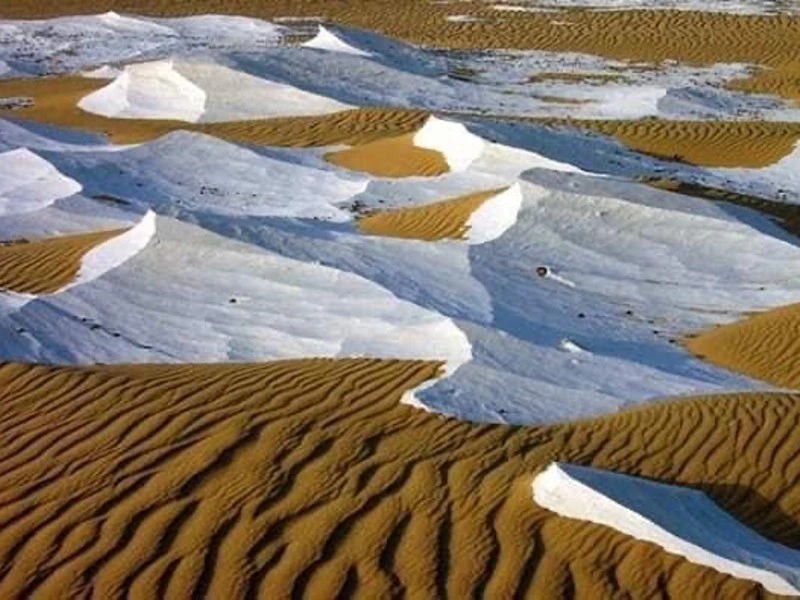 Witte woestijn overnachting Egypte