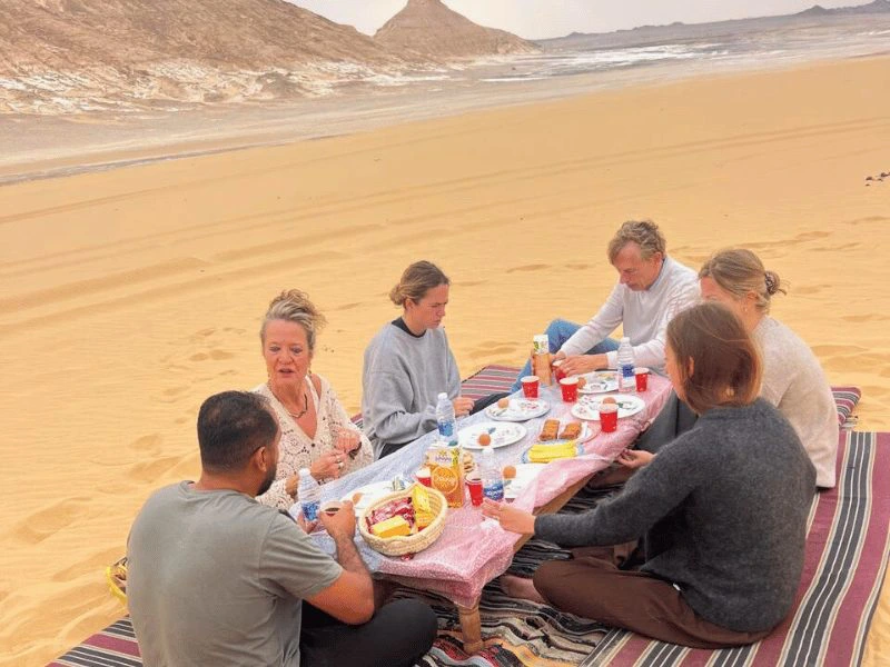 Witte woestijn overnachting Egypte