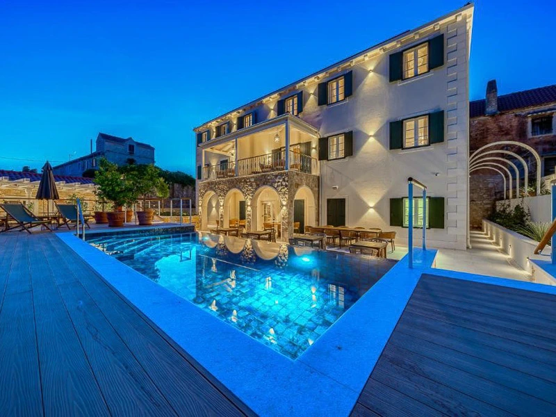 upgrade hotel brac 4