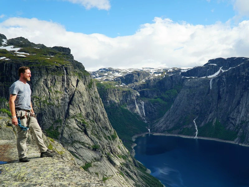 via feratta trolltunga noorwegen