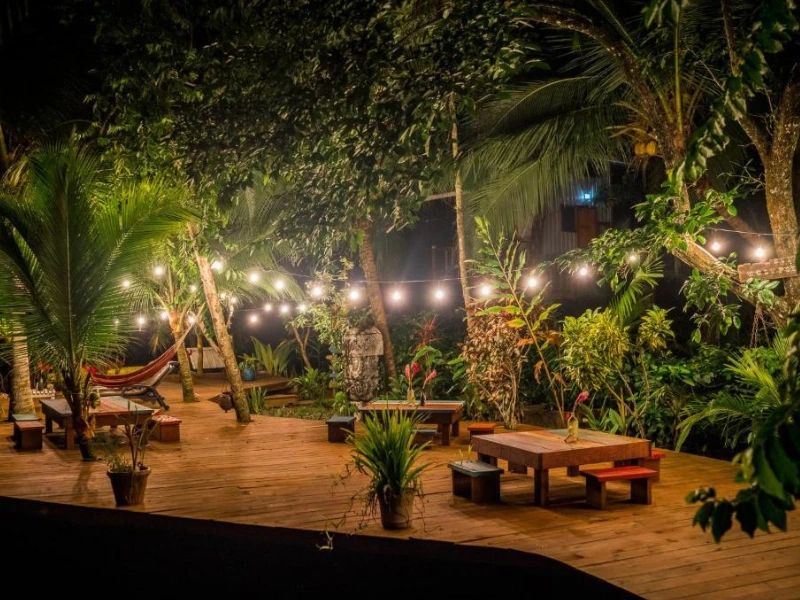 Bocas del Torro waterbungalow tuin