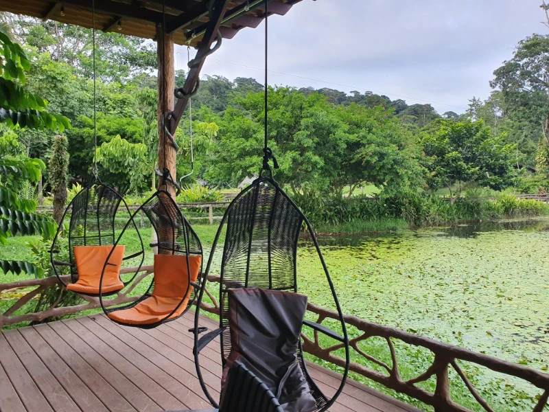 Veranda met uitzicht in Boca Tapada