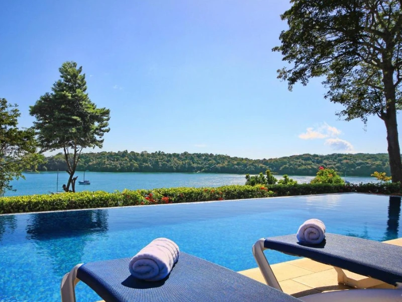 Boca Chica hotel zwembad