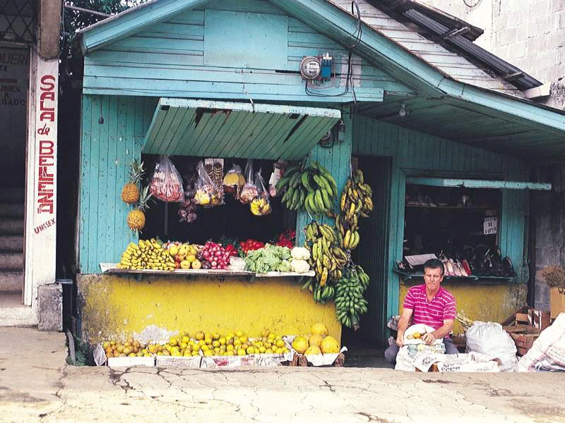 Costa Rica kleurrijk kraampje