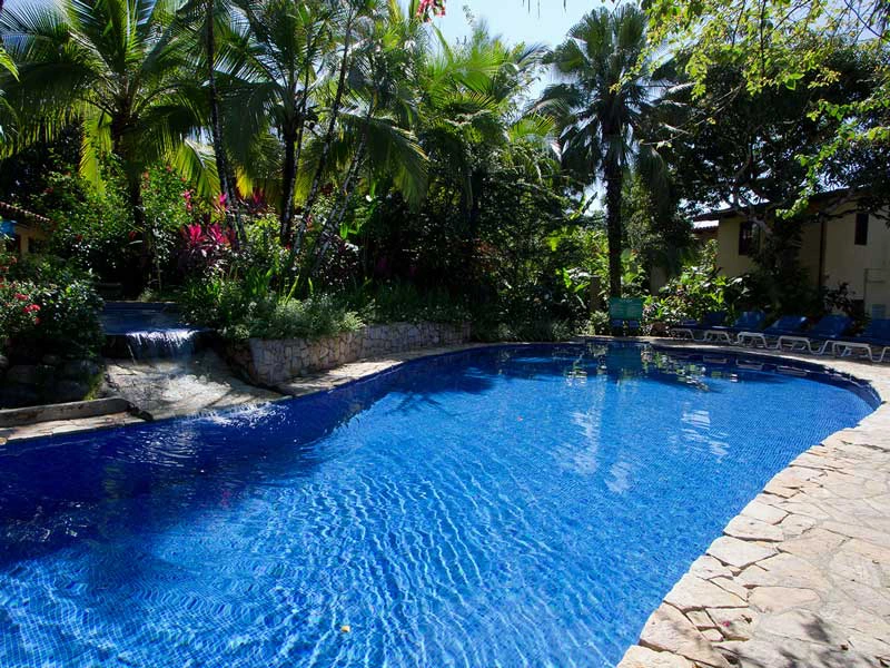 Hotel zwembad in Manuel Antonio