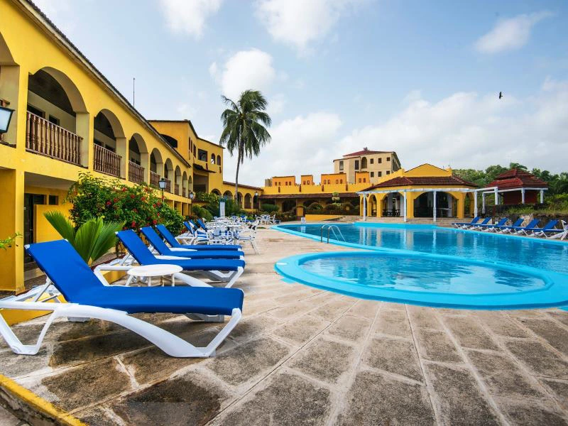 baracoa staathotel zwembad water