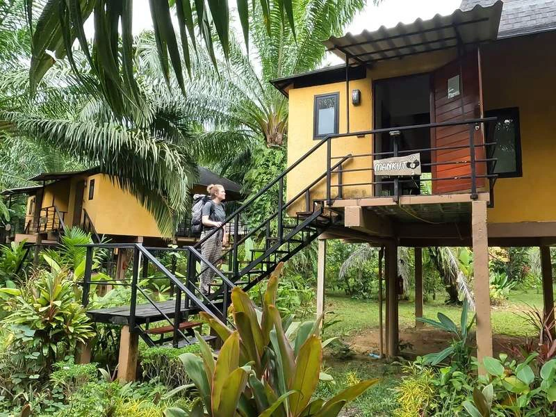 reiziger bij Khao sok