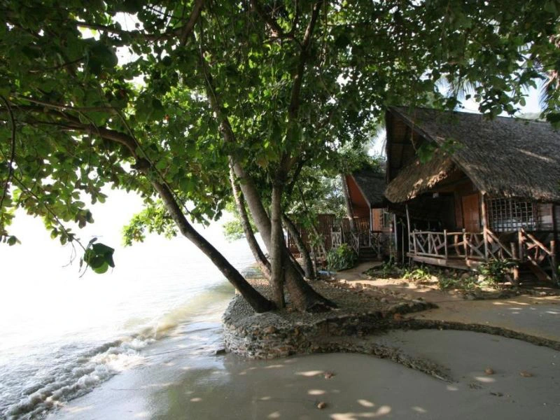 hotel koh chang thailand strand huisje