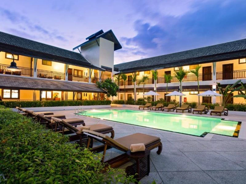 riksja-thailand-chiang mai-hotel-zwembad