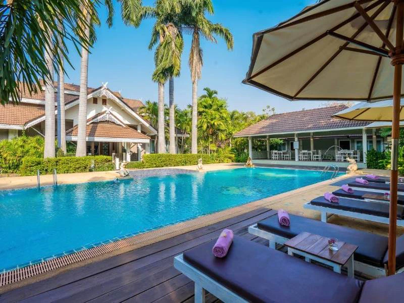 Sukhothai hotel thailand zwembad