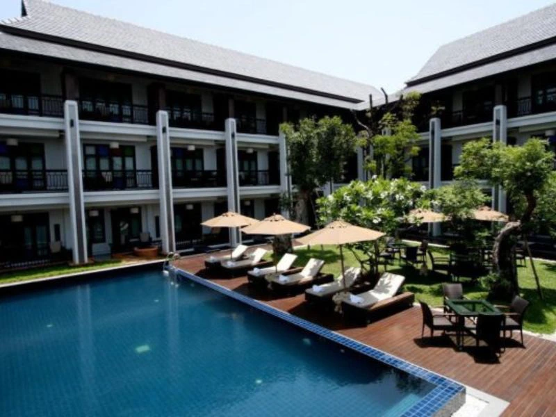 chiang mai hotel zwembad thailand
