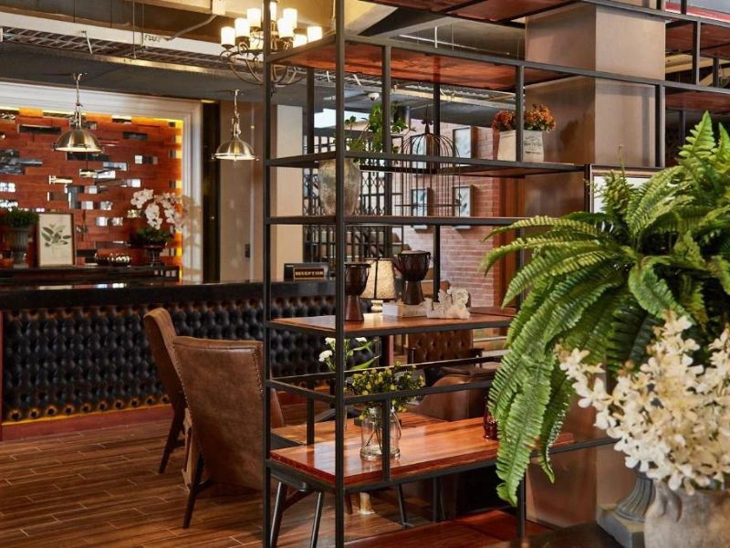 hotel thailand lobby