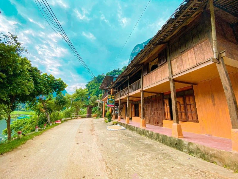 Ba Be homestay