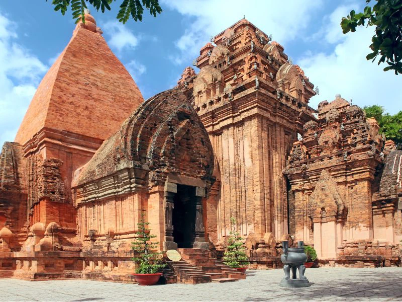 Po Nagar Cham Towers