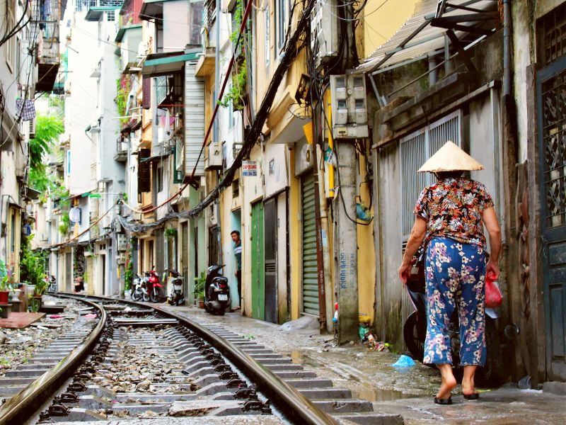 Vietnam Hanoi treinspoor straat