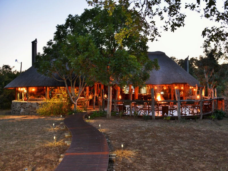 Bush lodge aan de Kaapse kust