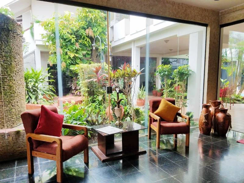 Santa Cruz hotel zitje