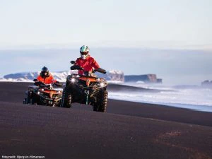 Quadrijden Vik | Riksja Family IJsland