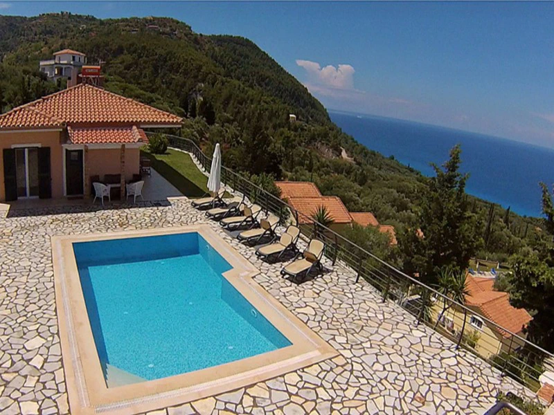 Zwembad tijdens je Griekenland reis