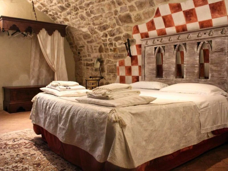 Slapen in een kasteel in todi